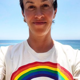 Oblíbená zpěvačka trpí poporodní depresí.