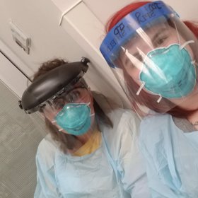 Práce zdravotníků je v posledních měsících extrémně náročná.