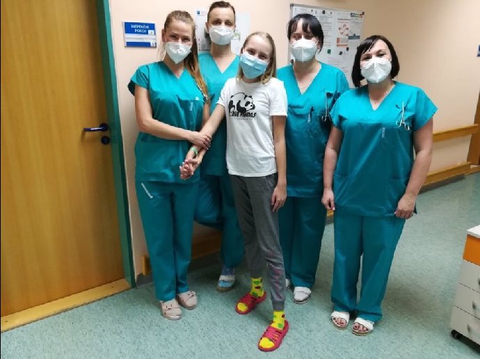 Zdravotníkům se podařilo vyléčit desítky dalších případů.