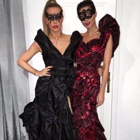 Párty se Simonou Krainovou? Proč ne. Příště ale raději jiné šaty.