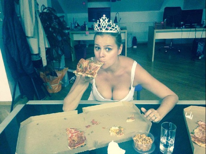 Ornella patří k nejsledovanějším ženám v Česku. Pomohlo jí k tomu to, že přebrala Pepu Koktu Gábině Partyšové.