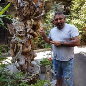 Během tří měsíců na světě přivítal už druhé vnouče.