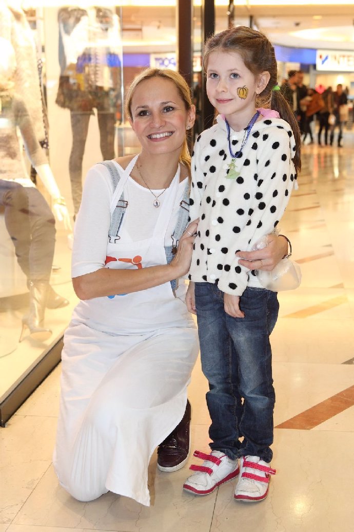 Monika Absolonová si roli maminky užívá. 