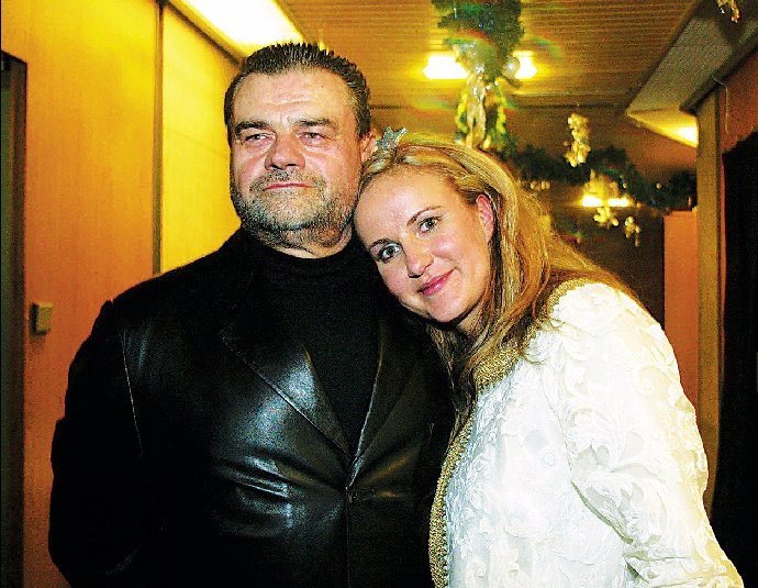 Karel Svoboda s Vendulou na archivním snímku.