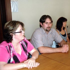 Obě rodiny se s nemocnicí soudily. Nakonec dostaly odškodnění přes tři miliony korun.