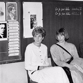 Olga Havlová a Věra Čáslavská uvítaly princeznu Dianu na jedné z mnoha akcí Výboru dobré vůle - Nadace Olgy Havlové.