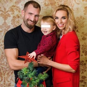 Hanka se stará o syna stejně dobře, jako se stará o sebe.