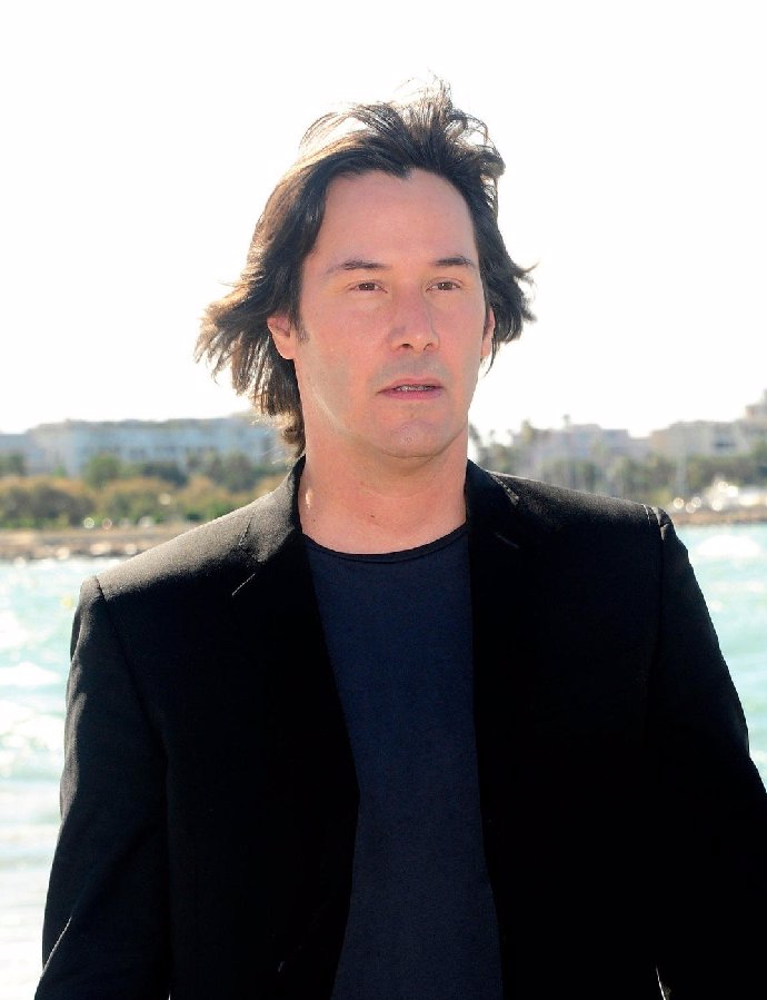 Keanu Reeves prožil těžké životní ztráty.