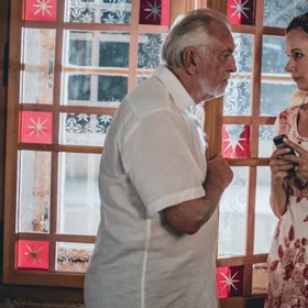 Šlo o jeho premiéru v roli scénáristy.