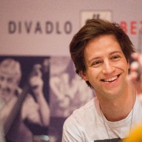 V muzikálu bude hrát i Milan Peroutka.