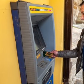 Drogy jí poškodily imunitu.