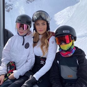 Andrea Verešová si často užívá s dětmi zimní přírody.