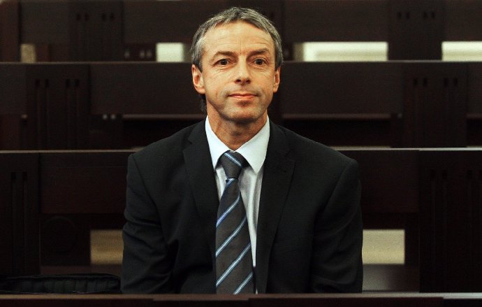 Ve funkci vydržel pouze pět měsíců.