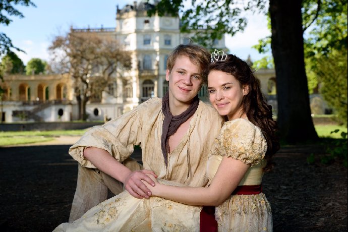 Kristina Svarinská a Zdeněk Piškula v pohádce Nejlepší přítel.