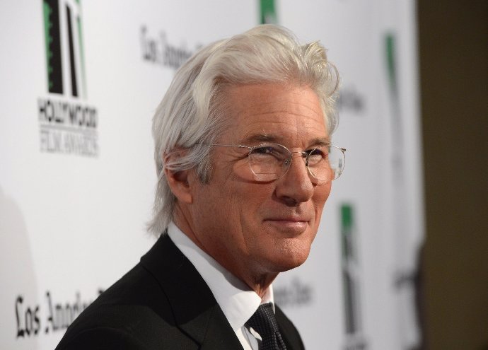 Richard Gere je oblíbený herec. 