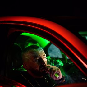 Erick Mati má zálibu v rychlých a luxusních automobilech.