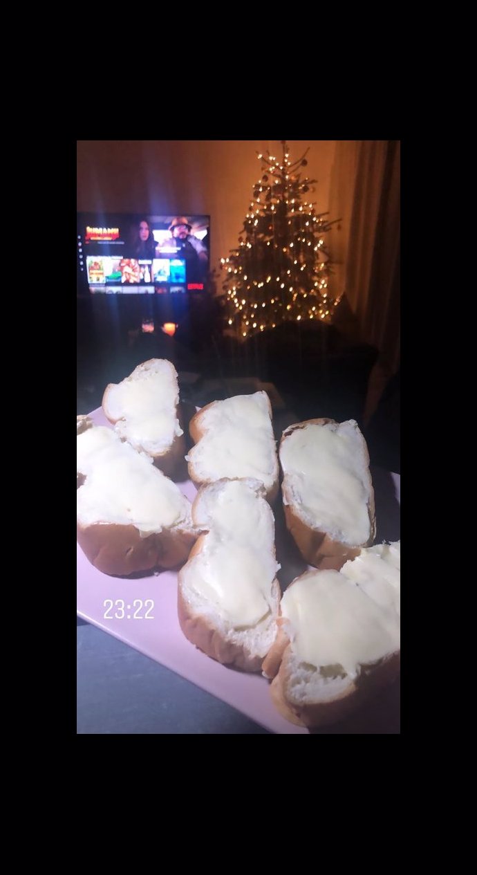 Na Moniku Bagárovou už šly v pozdních hodinách těhotenské chutě. V kolikátém je týdnu ale neprozradila.