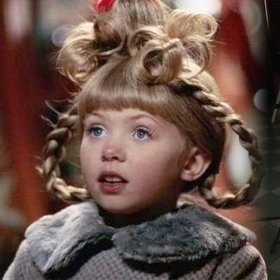 Holčička z filmu Grinch se trochu změnila...