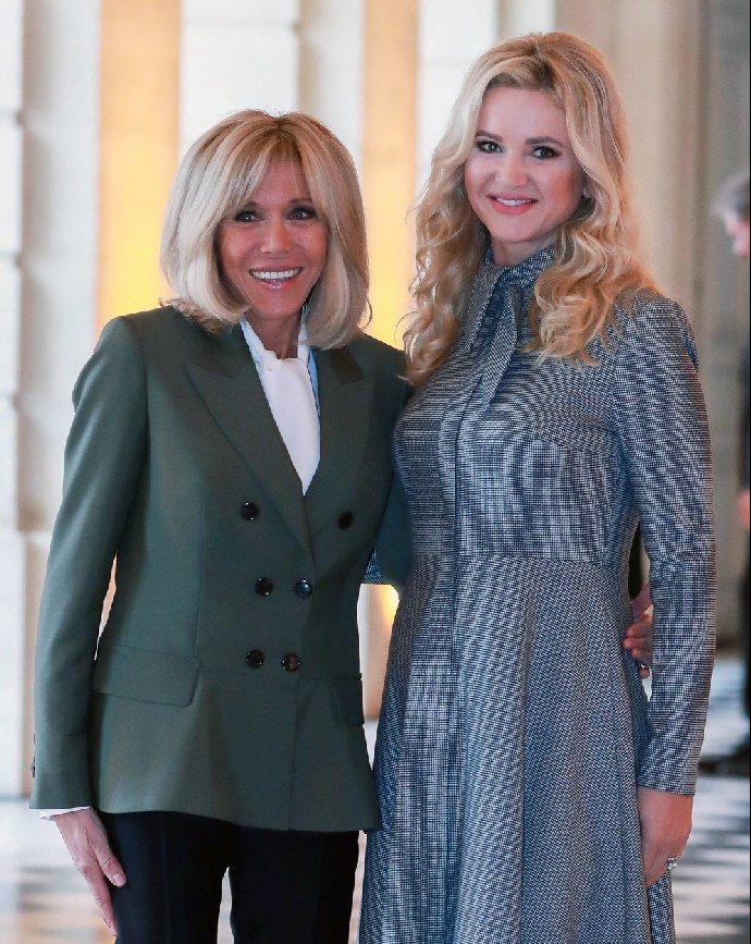 Monika Babišová má skvělý styl.