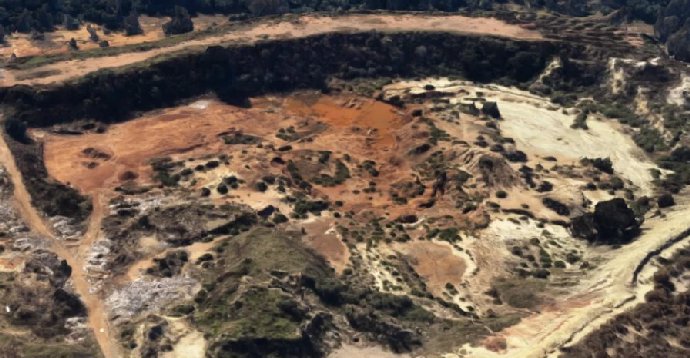 Ebola se převážně šíří v afrických zemích, kde je pro ni vhodné podnebí i dostatek hostitelů.