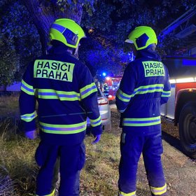 Staršího muže, který v bytě žil, se však nepodařilo zachránit.