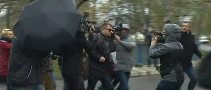 V roce 2017 byl Marek Dalík odsouzen na pět let vězení za pokusy o úplatkářství při nákupu obrněných transportérů Pandur pro českou armádu.