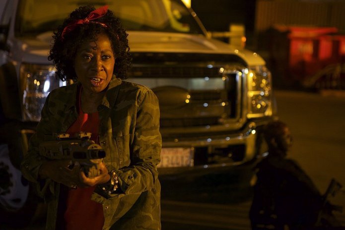 Marion Ramsey ve snímku Turbotarantule: Láva poraženým (2015).