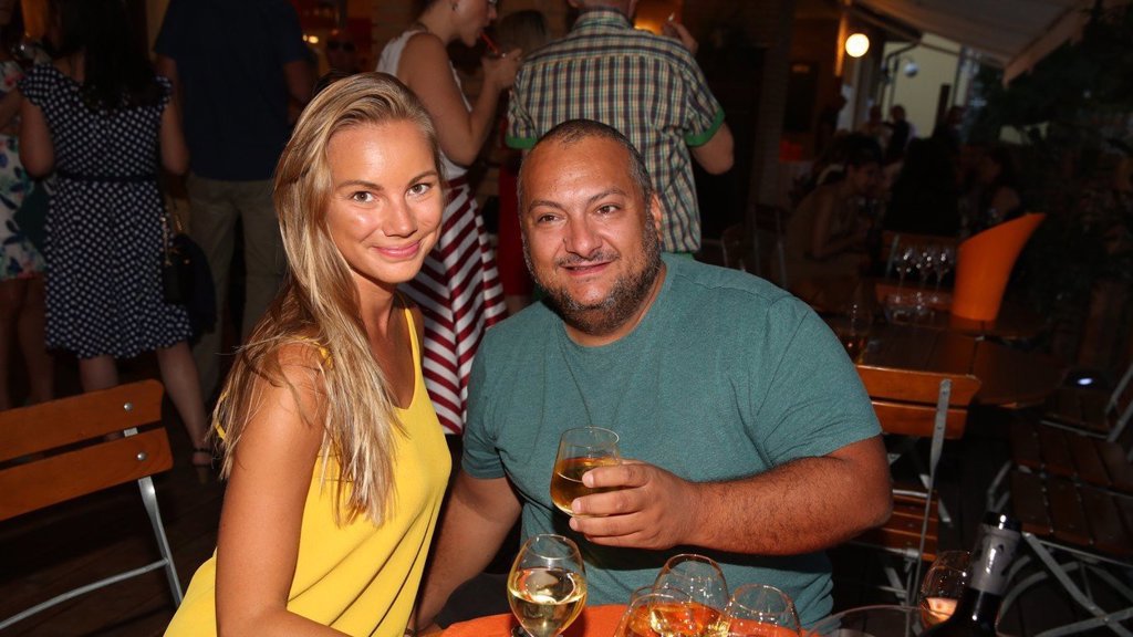 Hezucký naposledy vydechl v objetí milované manželky. Do poslední chvíle s ním byla díky náhodě