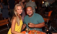 Hezucký naposledy vydechl v objetí milované manželky. Do poslední chvíle s ním byla díky náhodě