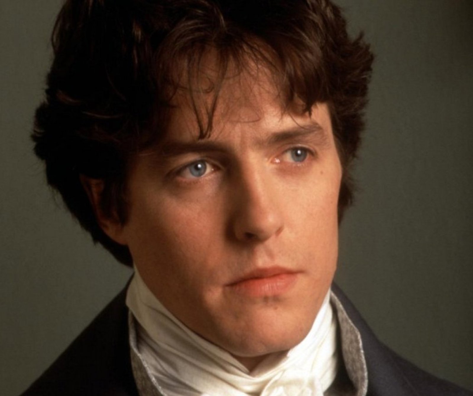 galerie-hugh-grant-slav-65-narozeniny-osudov-eny-herce-fotka-11