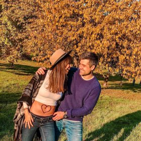 Na Leové není těhotenství zatím moc vidět, brzy se však jistě pochlubí zakulacujícím se bříškem.