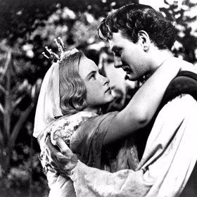 Alena Vránová a Vladimír Ráž - Pohádka Pyšná princezna je také vánoční stálicí.