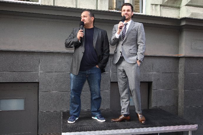 Parťáci na život a na smrt.