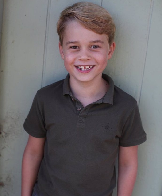 Z prince George už je mladý chlapec, který musí být již samostatný.