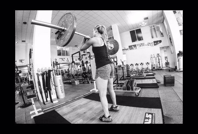 Americká lyžařka Lindsey Vonn v posilovně.