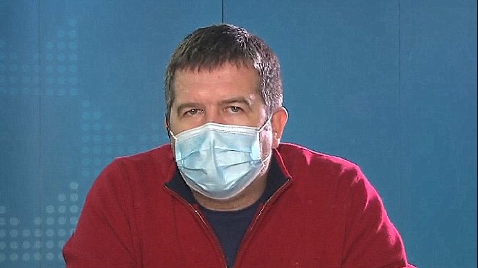 Jan Hamáček žádal lidi, aby se podobných excesů zdrželi.