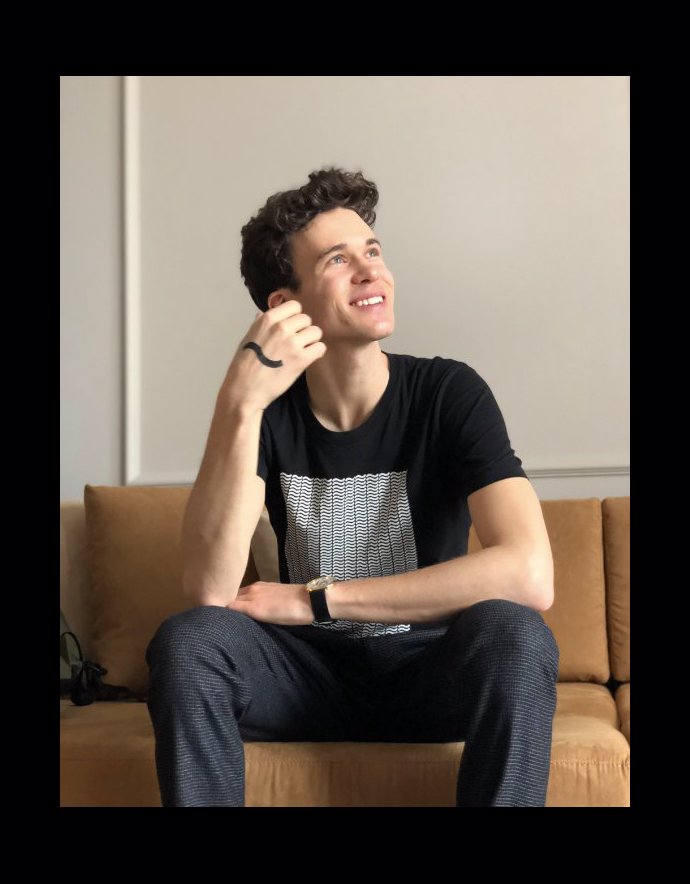 Hudba je jeho největší vášní.