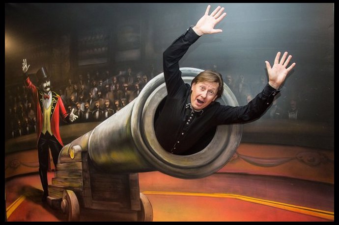 Pavel Kožíšek vystřelen z děla.