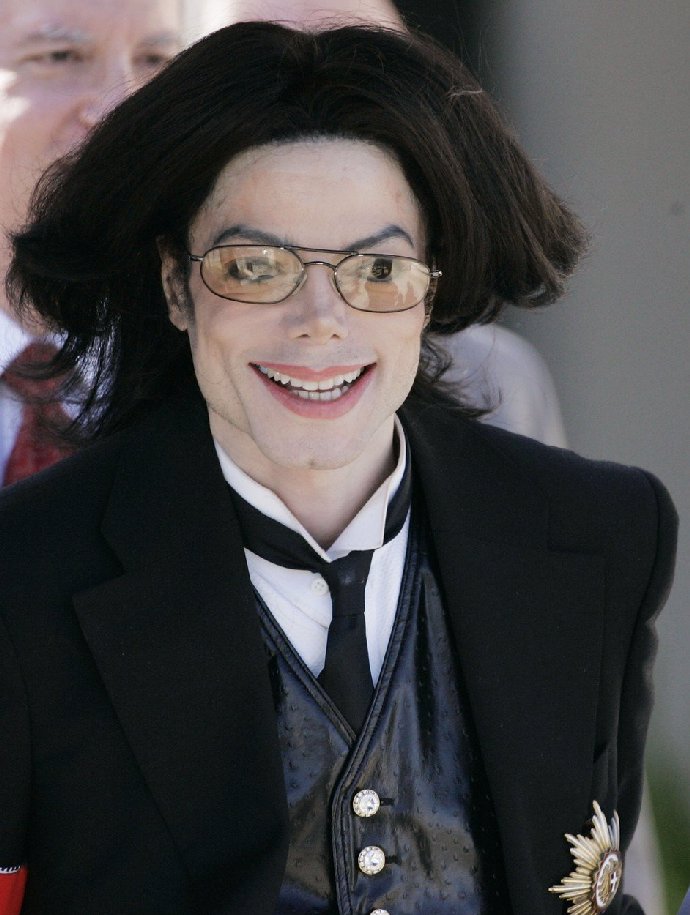 Michael Jackson se za svůj život proměnil k nepoznání. 