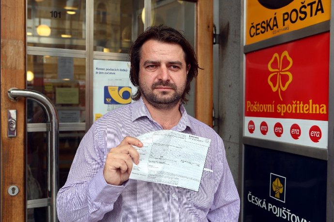 Zdeněk Macura se nechvalně proslavil bojem za nevděčnou Ivetu Bartošovou.