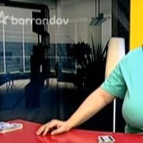 Věštyně Jolanda v pořadu Ezo.tv vykládala telefonujícím z karet jejich budoucnost.