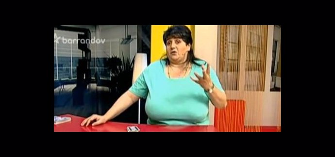 Věštyně Jolanda v pořadu Ezo.tv vykládala telefonujícím z karet jejich budoucnost.