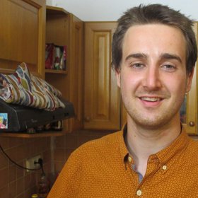 Dokáže si pět lidí s pěti psy sednout do noty?