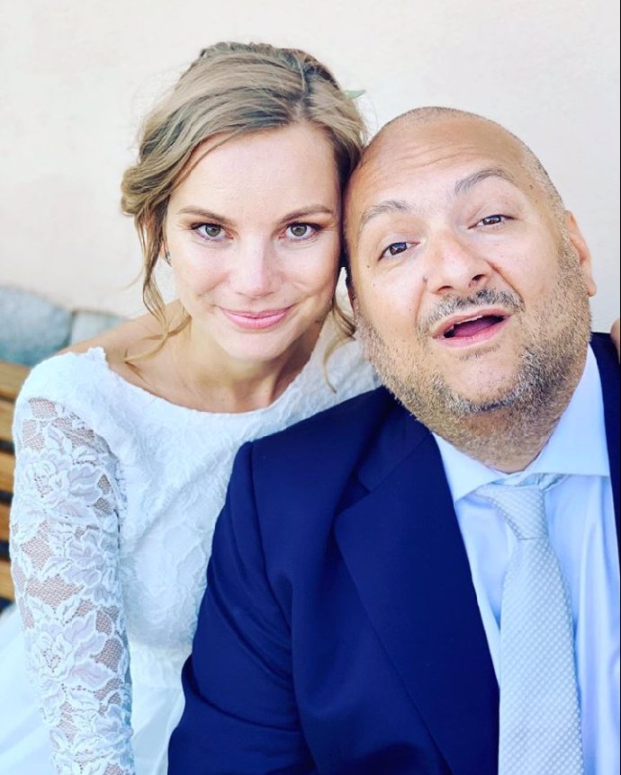 Patrik Hezucký se svou ženou Nikolou.