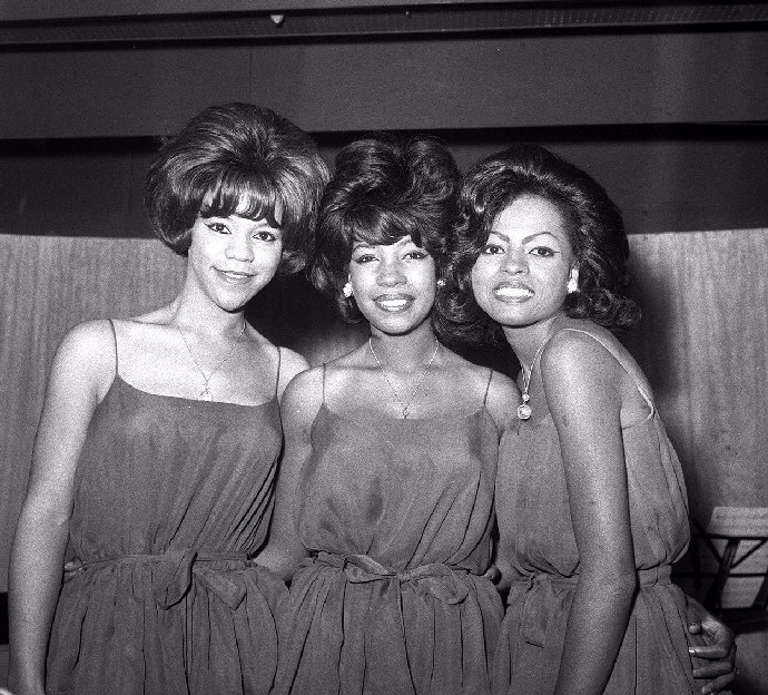 Diana Ross se nesmazatelně zapsala do hudební historie jako hlavní tvář skupiny The Supremes.