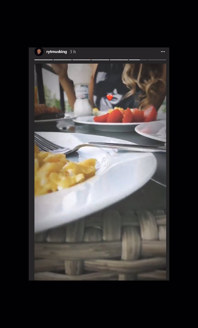 Tohle přidal na svůj Instagram.