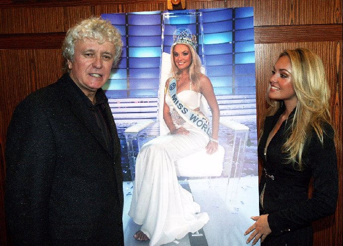 Taťána se svým obrazem.