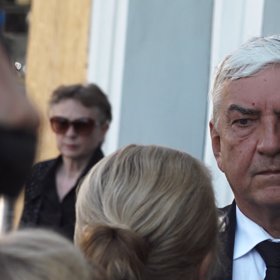 Miroslav Donutil pronesl smuteční řeč.