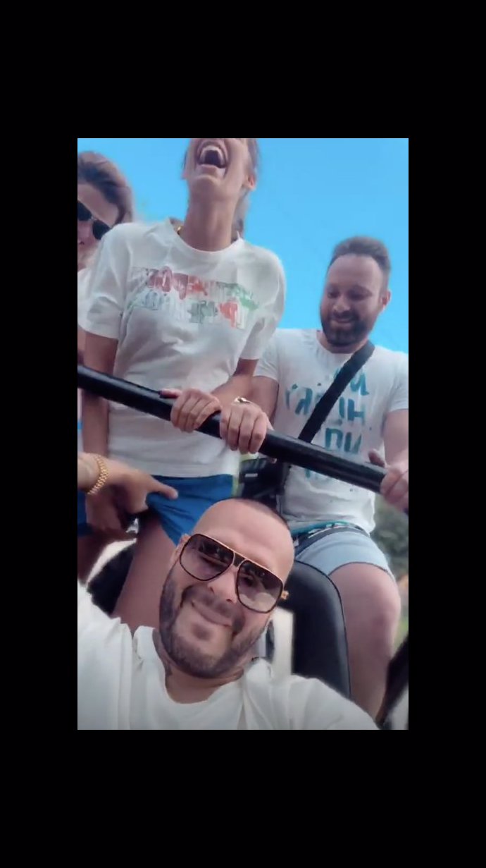 Mezi Rytmusem a Jasminou to musí být divočina.