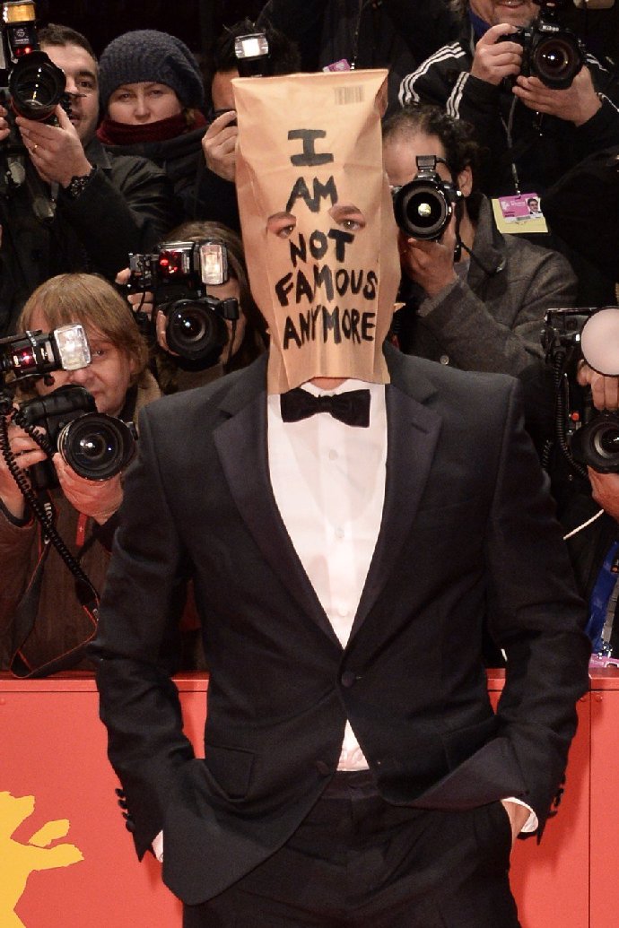 Shia LaBeouf před lety na červeném koberci.